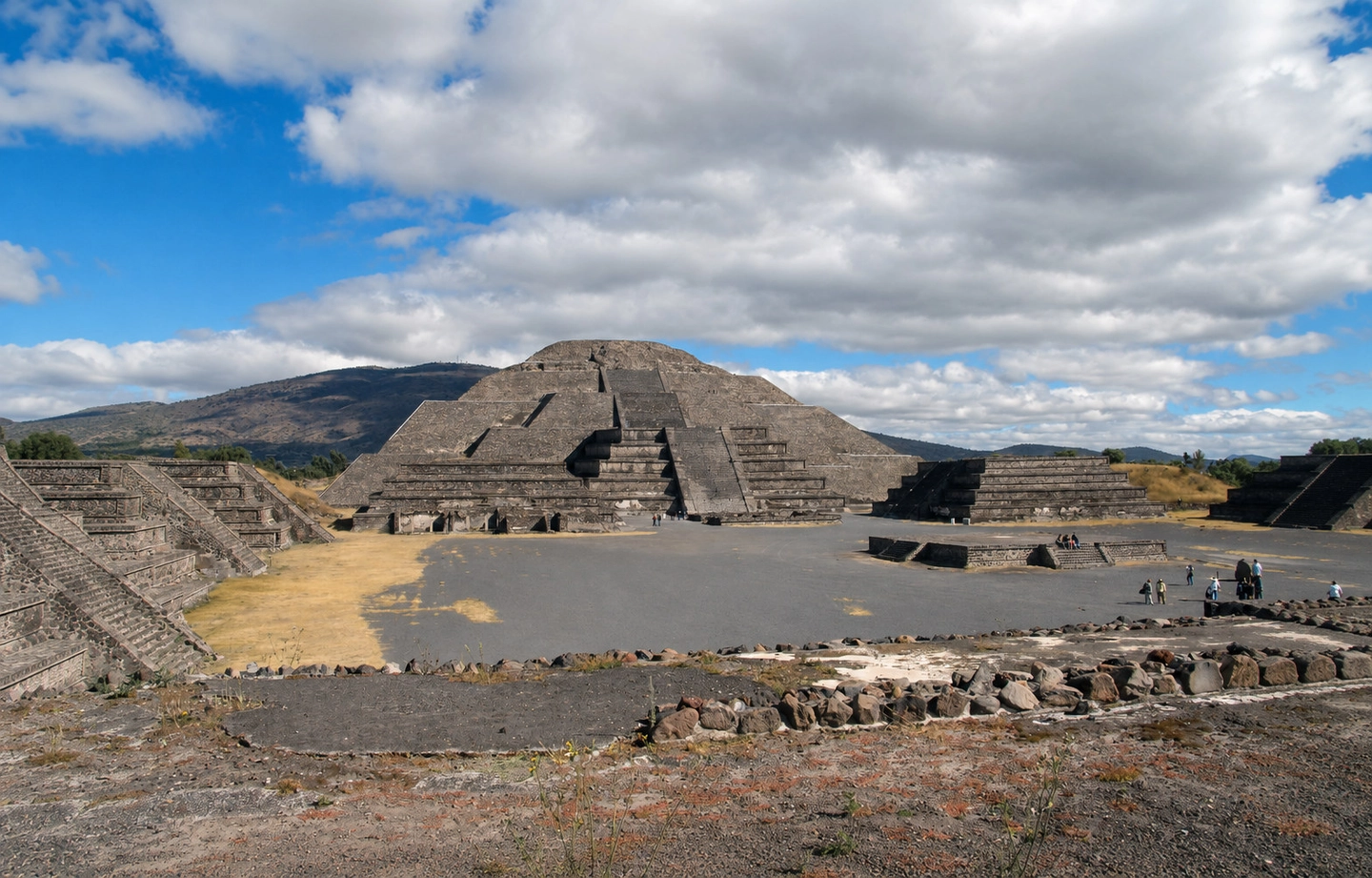 Ciudad de México: Teotihuacán y basílica de Guadalupe con comida