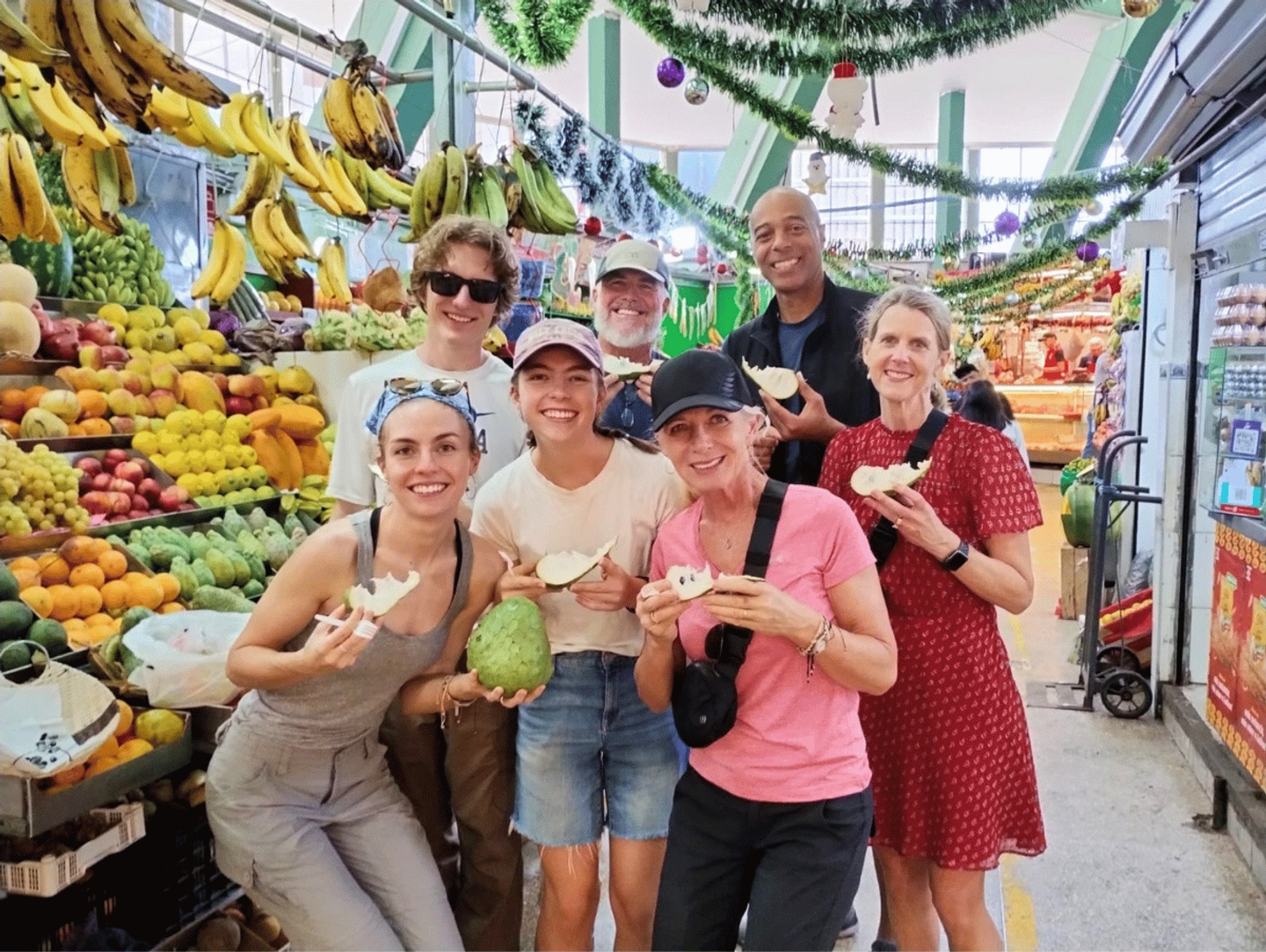 Tour de mercados locales con degustación