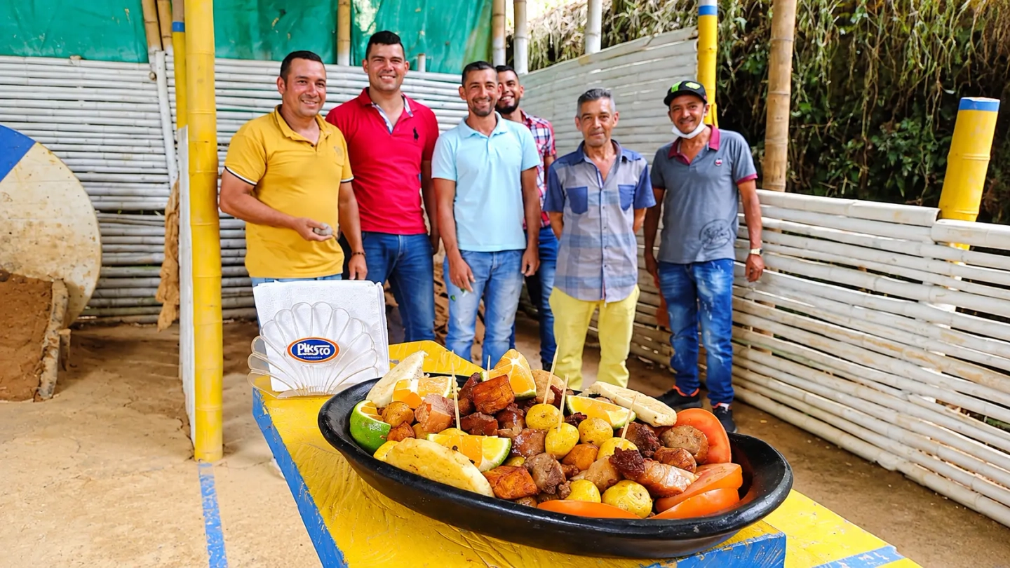 Historia de fondas y cantinas (privado)