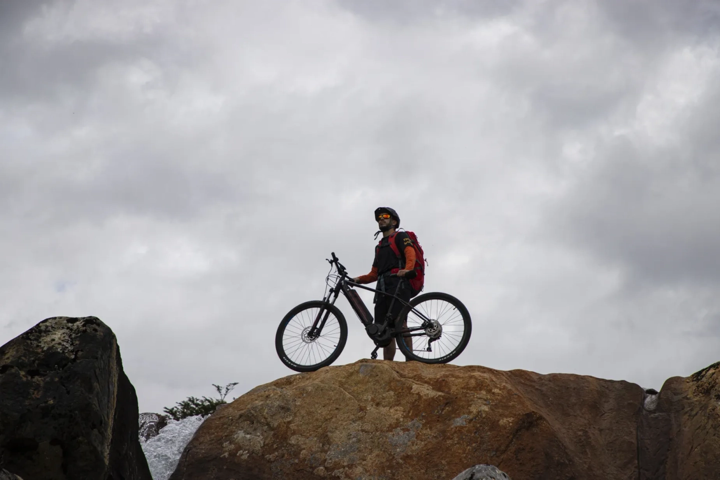Explora en Bicicleta E-Bike la Cascada de Beban