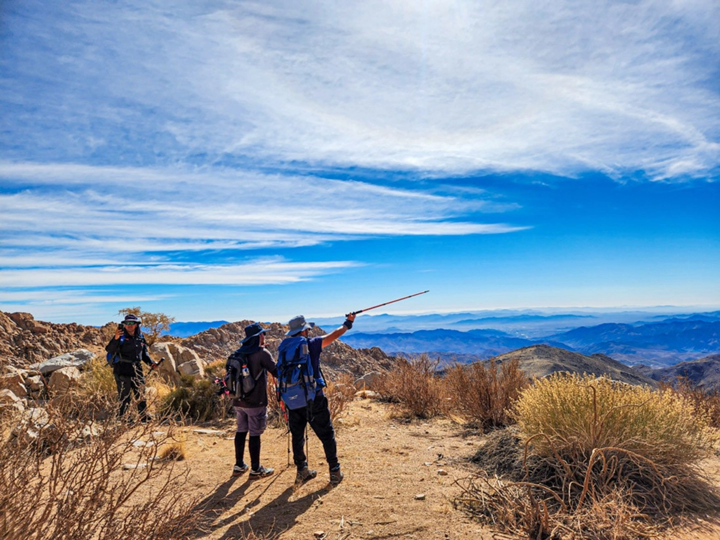 Trekking en Cumbres del Huasco: Naturaleza y Aventura Andina