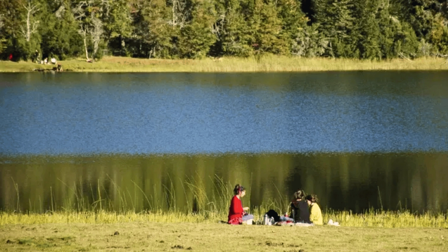 Trekking a la Laguna Rosales