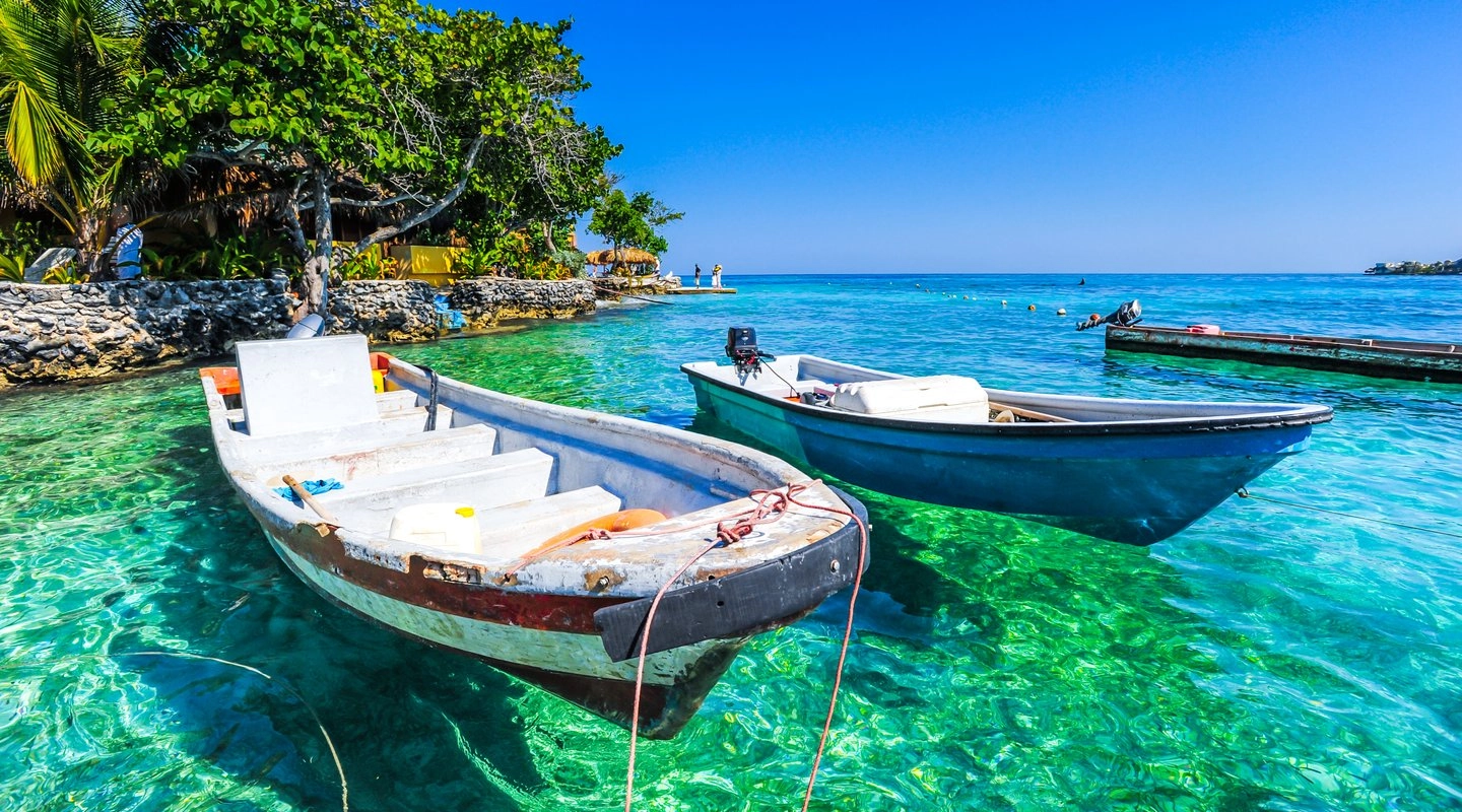 Pasadía Isla Pirata - Islas del Rosario - Estándar