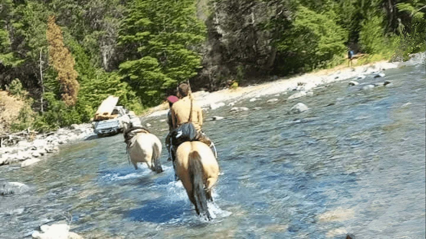 Cabalgata Imperdible Cajón del Azul en el Bolsón