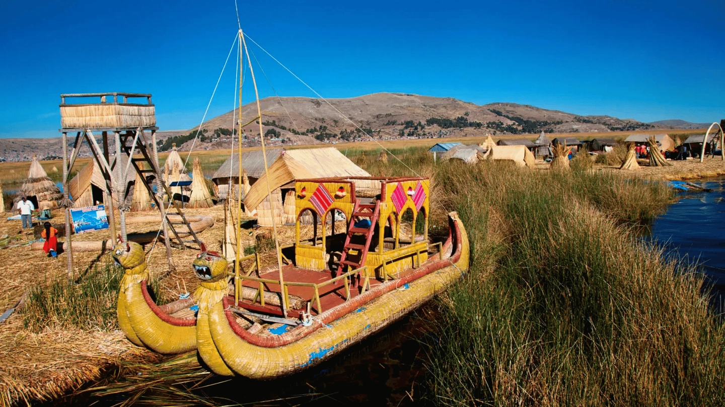 Islas Uros y Taquile Full Day – Lago Titicaca