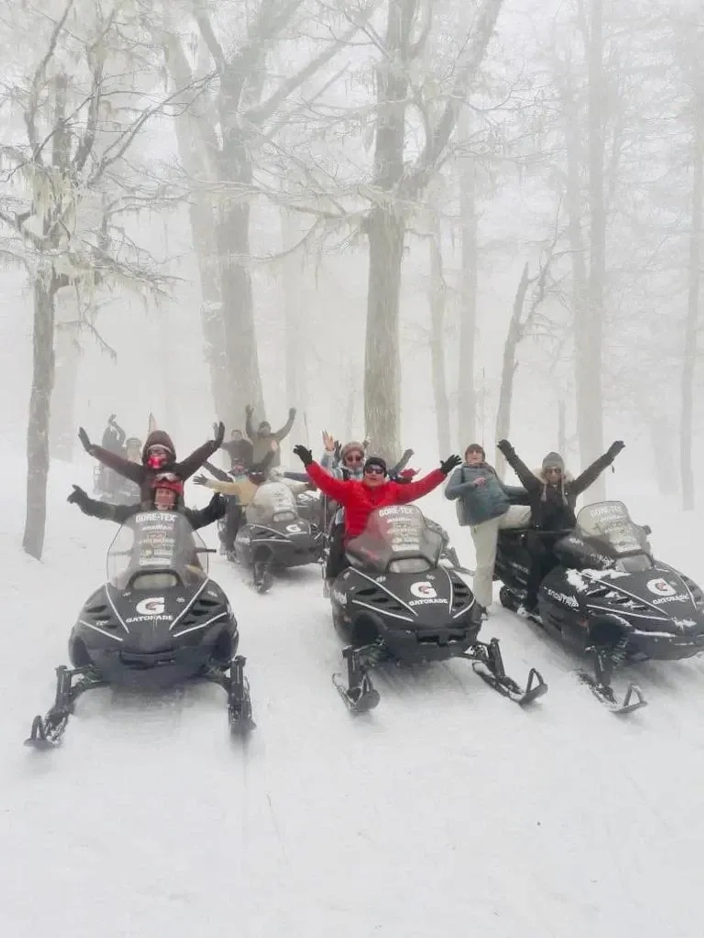 Paseo y Bajada en Moto de Nieve en Cerro Chapelco