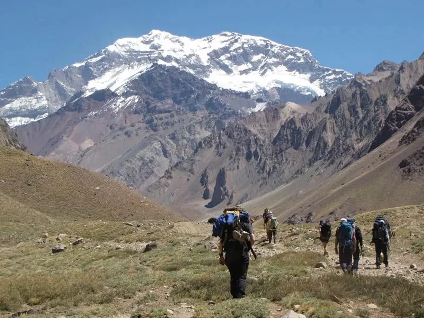 Trekking al Aconcagua y Cumbre del Cerro Bonete